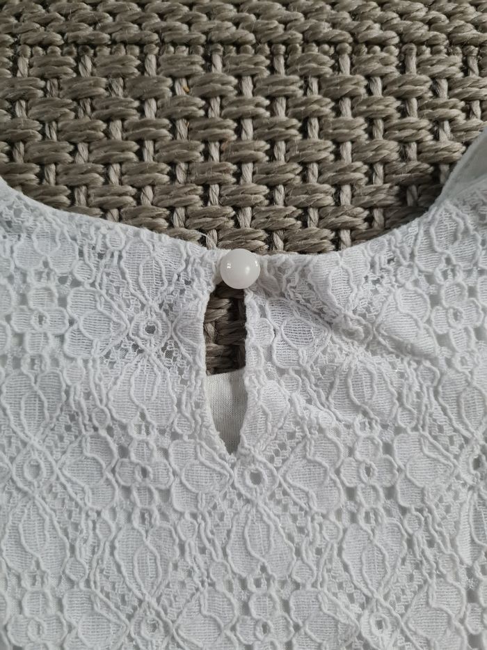 Robe dentelles blanche - 4/6 ans - photo numéro 9