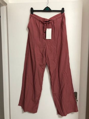 Superbe beau pantalon Zara taille haute fluide à jambe large neuf avec étiquette taille L