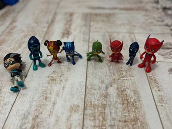 lot figurines pyjamasques