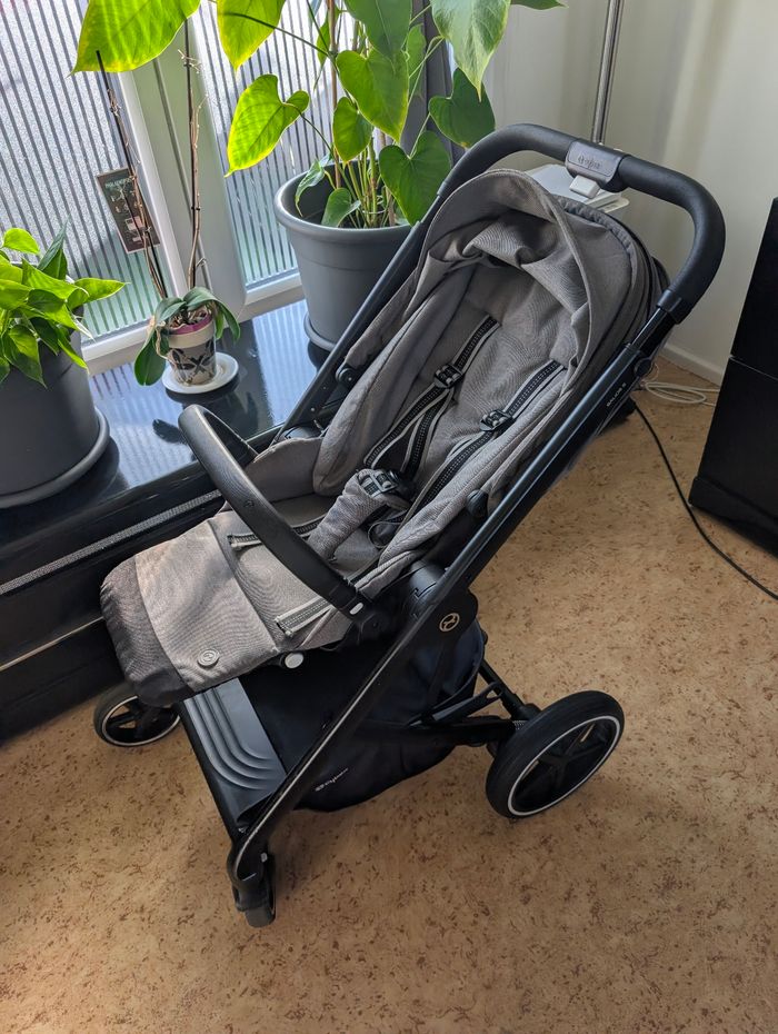 🖤 Poussette Cybex Balios S  ( nacelle + landau ) Couleur gris foncé / noir  – Bon état