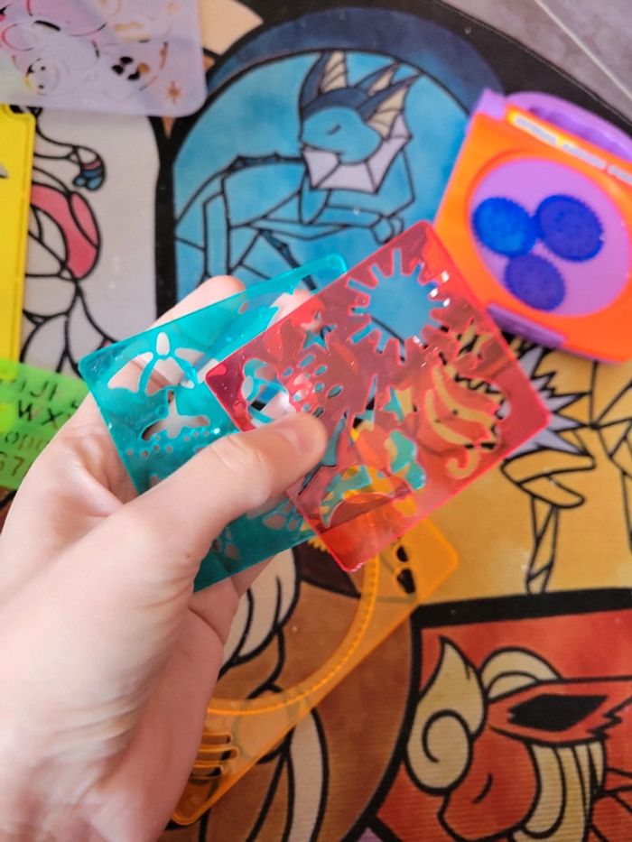 Gros lot de mandataire dessin avec figurine et support - photo numéro 9