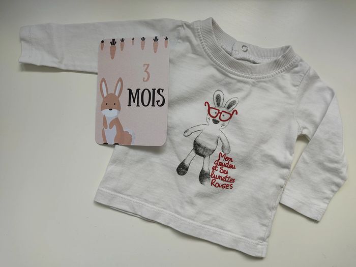 Tee-shirt manches longues taille 3 mois