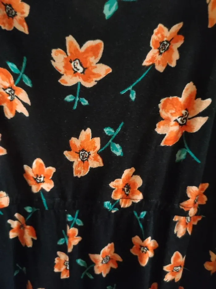 Combishort noir a fleurs orange - photo numéro 4