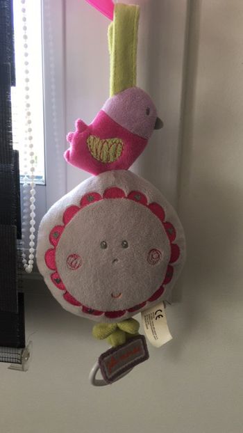 Boîte à musique bébés fille