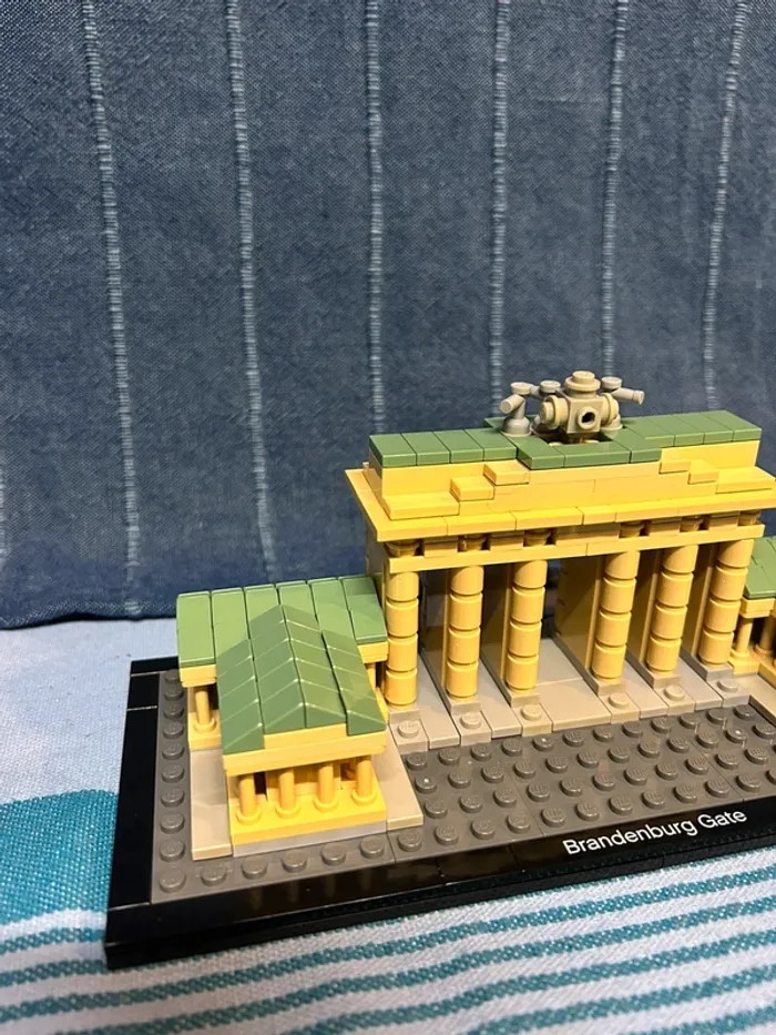 Lego Architecture Porte de Brandenburg 21011 - photo numéro 2