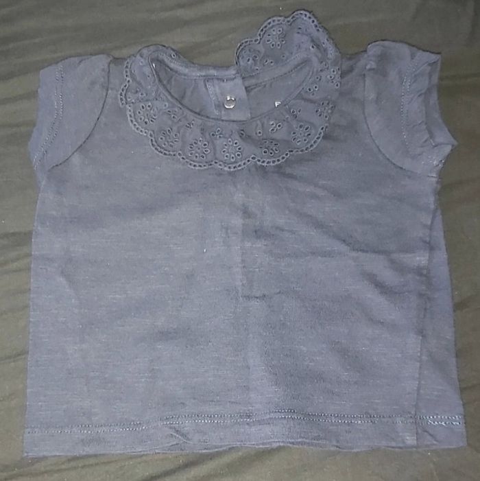 Tshirt taille 62cm primark 0/3mois