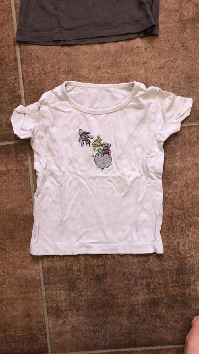 Lot tee-shirts 👕 3A (8 pièces) - photo numéro 2