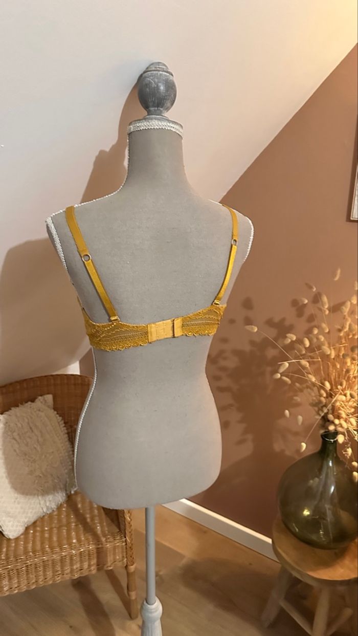 💛 Soutien-gorge couleur moutarde – Étam – Taille 95C – Très bon état - photo numéro 5