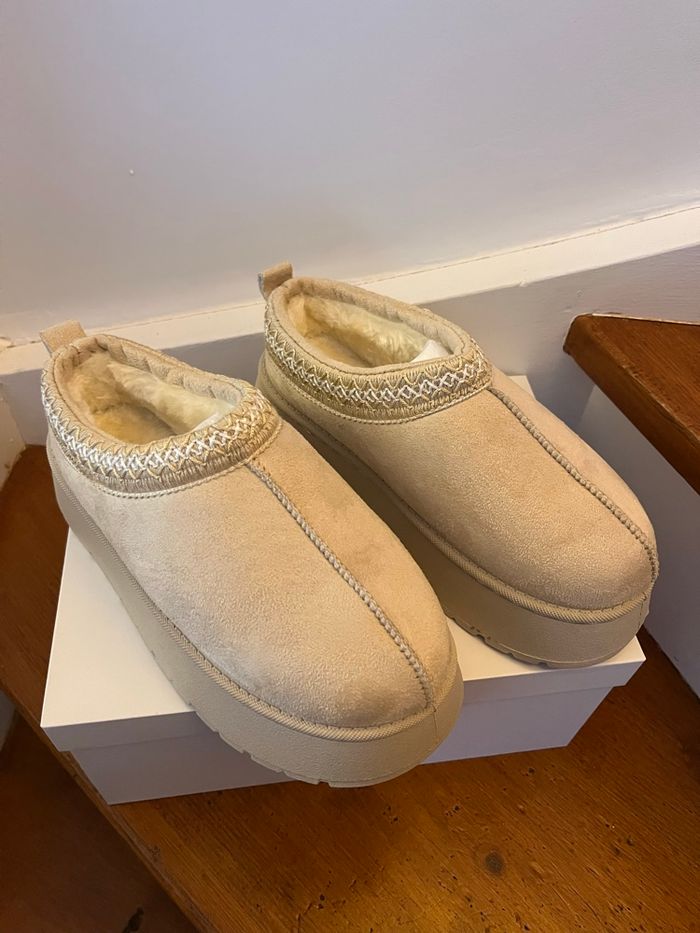 Chaussures compensées