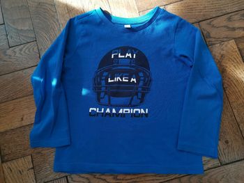Joli t-shirt garçon 4/5 ans Esprit
