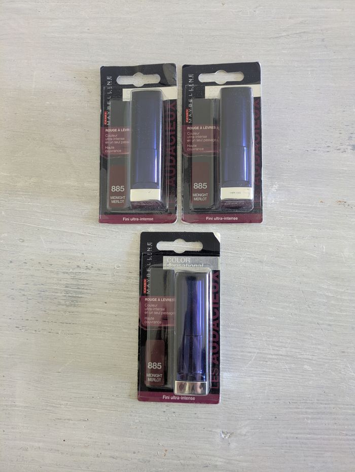 Rouges à lèvres- Lot de 4 - 885 Midnight Merlot - Neuf - photo numéro 1