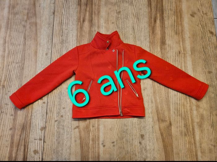 Veste style perfecto rouge 6 ans