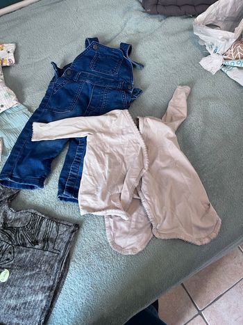 Lot de vêtements 6 mois