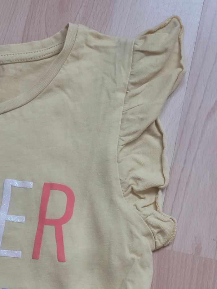 T-shirt col rond manches courtes fleurs 6ans C&A - photo numéro 3