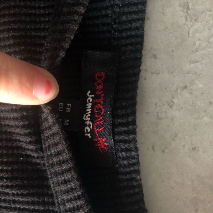 tee shirt noir jennyfer - photo numéro 2