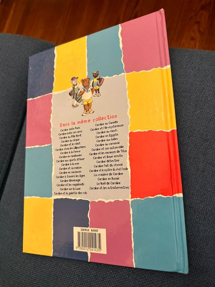 Livre rare Caroline au Stade sport Pierre Probst Hachette Jeunesse vintage - photo numéro 2