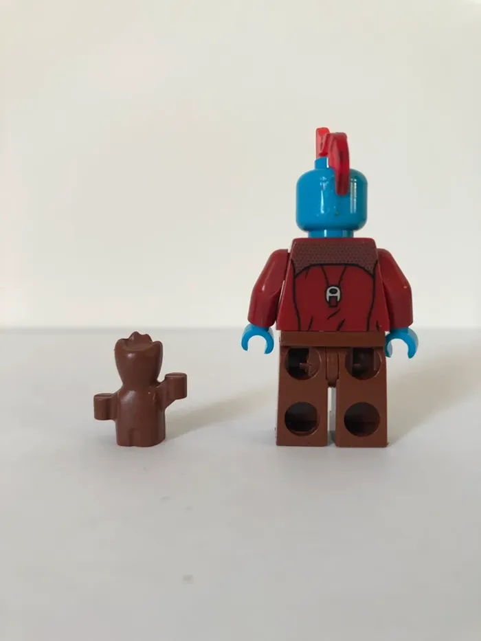 Figurine type lego Yondu et Groot. Marvel - photo numéro 3