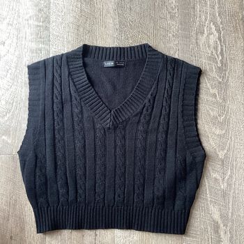 Pull crop top