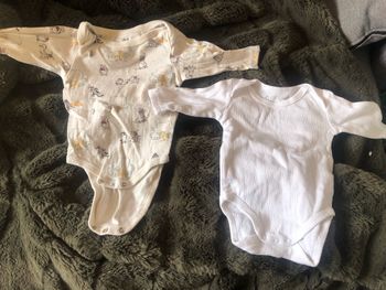 Lot bodie 3 moisi