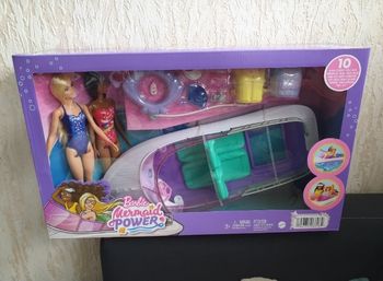 Barbie et son bateau 2 poupées