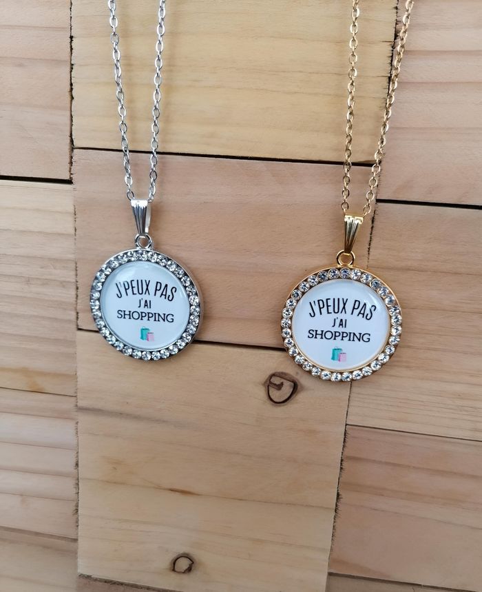Collier personnalisé " J'PEUX PAS J'AI SHOPPING" Ou Phrase De Votre Choix