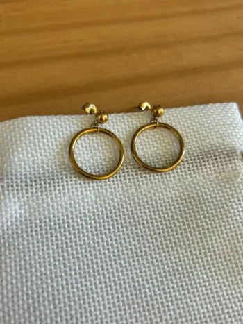 Boucle d’oreille Louyetu style vintage