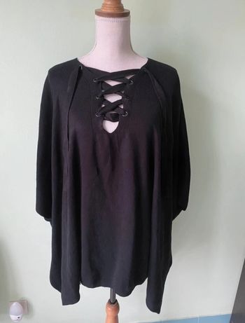 Pull chauve souris façon poncho