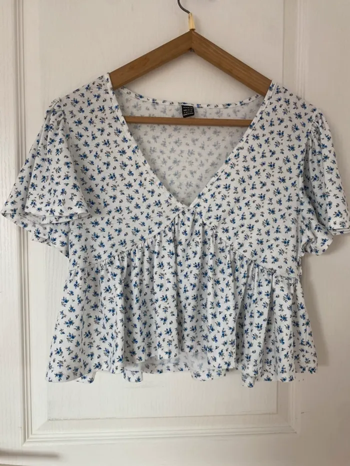 Top peplum