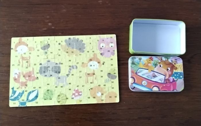 Puzzle de 60 pièces ,vache en voiture avec un coq - photo numéro 2