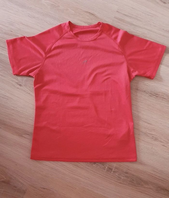 Tee-shirt de sport rose fushia