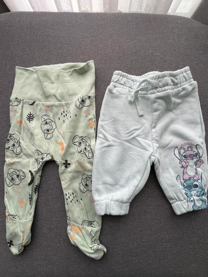 2 pantalons Disney