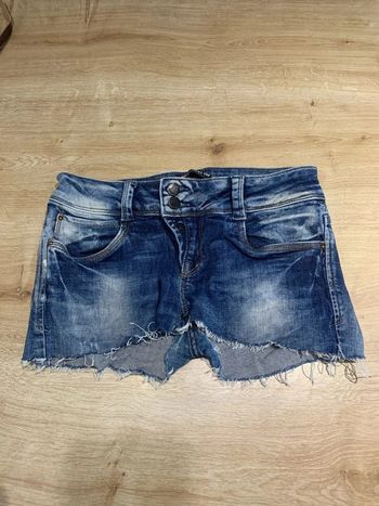 Short en jean Zara - Taille 36