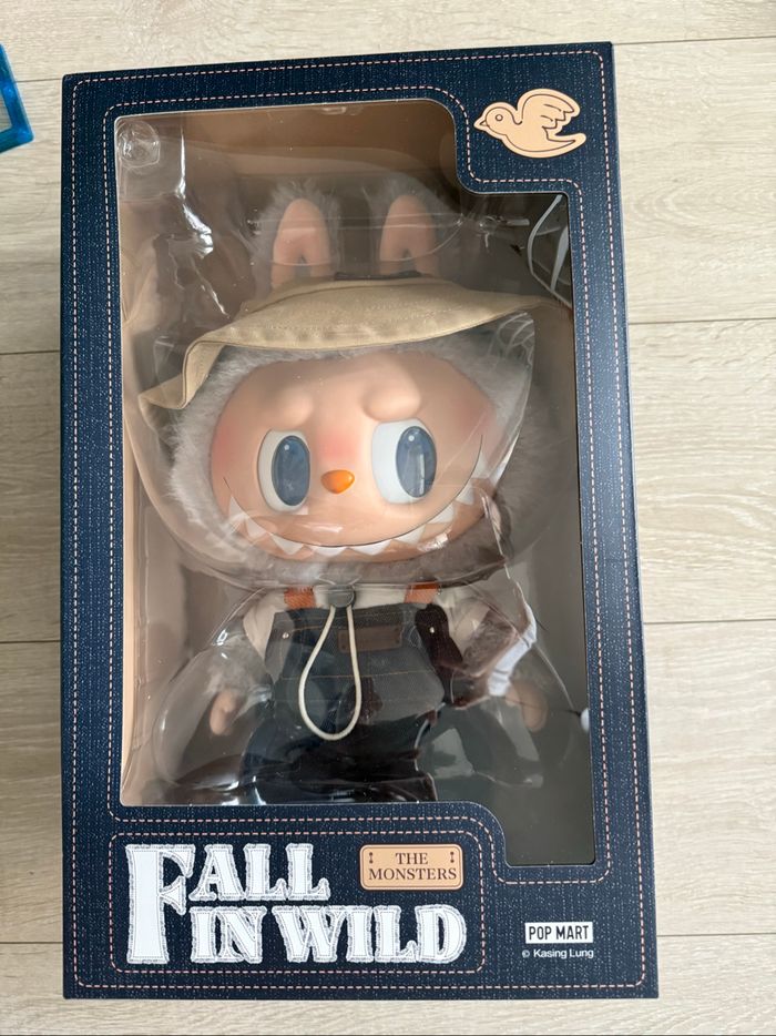 Fall in Wild labubu