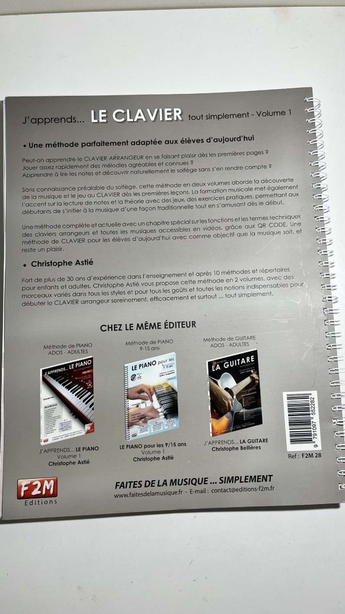 Livre j apprend le piano - photo numéro 2
