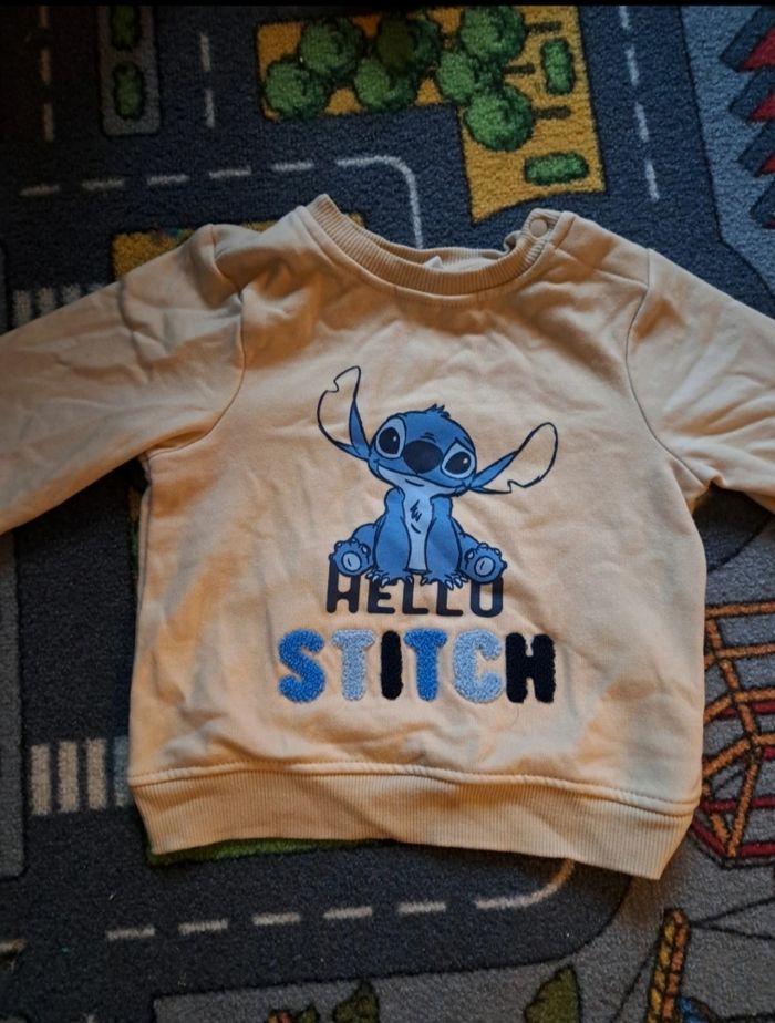 Pull Stitch bébé garçon 23 mois