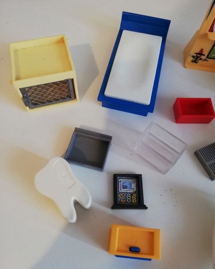 Lot de 18 accessoires playmobil - photo numéro 2