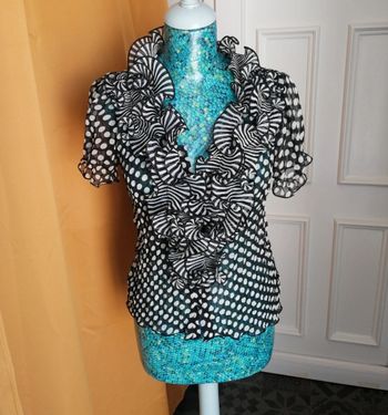 Jolie blouse voile Sépia