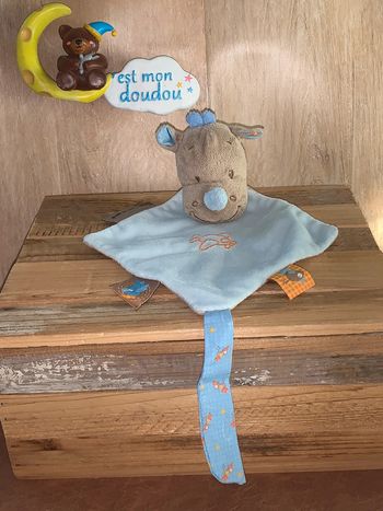 NT127 doudou rhinocéros 🦏 Nattou