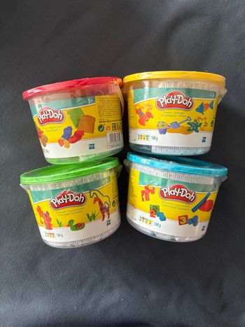 Play-Doh - Pâte à modeler - 1 Mini Baril (aléatoire)