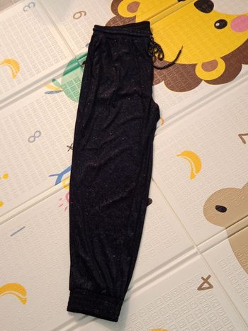 Pantalon avec pailette taille 42