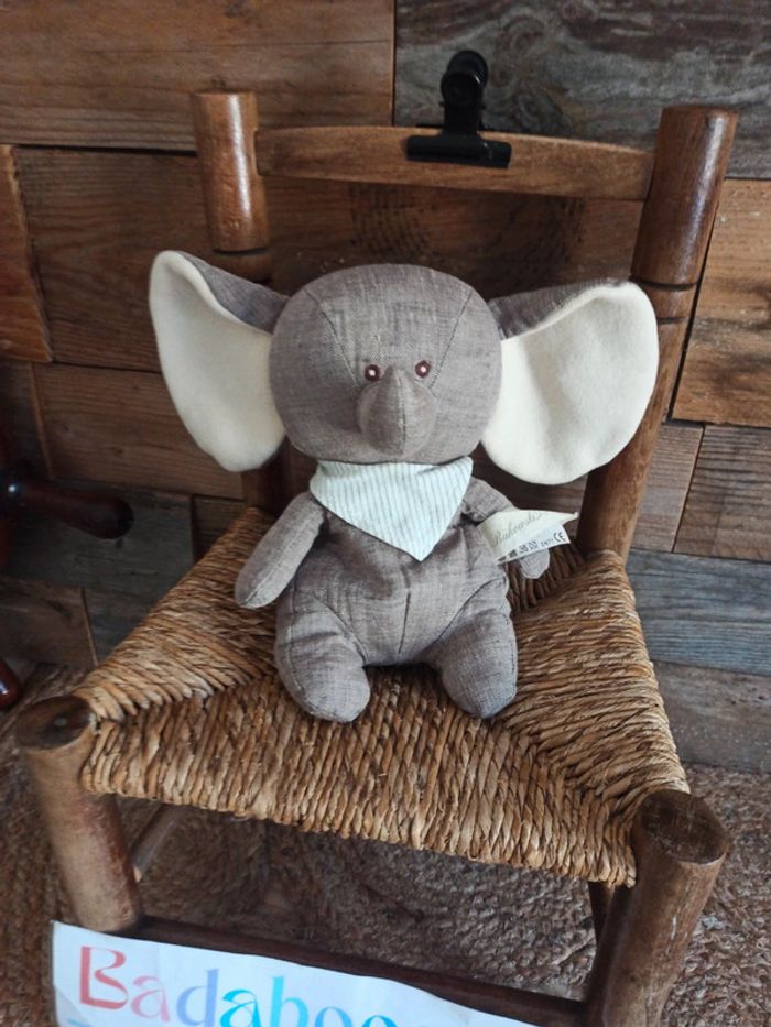 Peluche éléphant Bukowski tbe - photo numéro 2