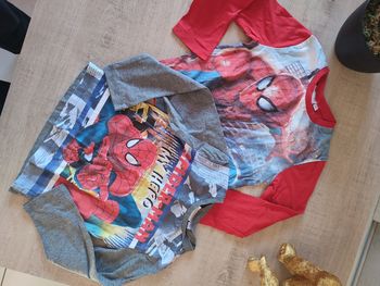Tee shirt spiderman