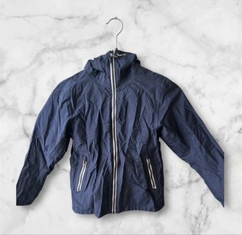 Veste coupe vent / 7 ans / Décathlon
