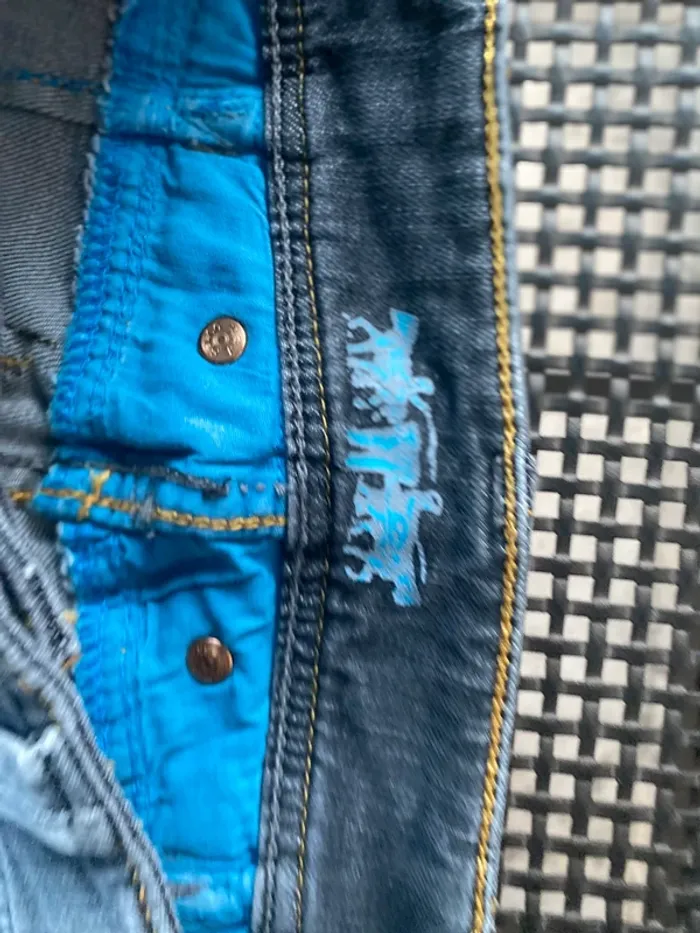 Jean noir Levis w26 L32 - photo numéro 6