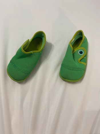 Chaussons ou chaussures de plage, pointure 26 27