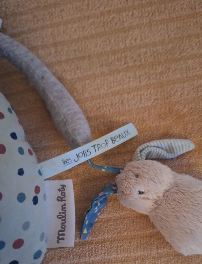 Doudou Peluche  Lapin Moulin Roty - photo numéro 5
