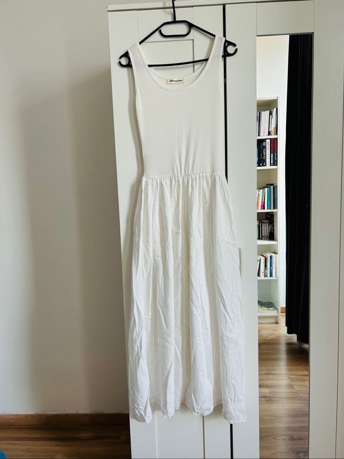 Robe blanche longue unie d’été Évasée Neuve New Collection Taille Unique