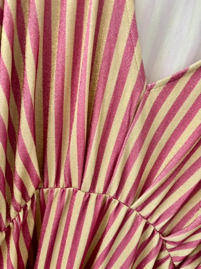 Robe pailletée rose dorée neuve taille 3XL 54/56 Kiabi - photo numéro 4