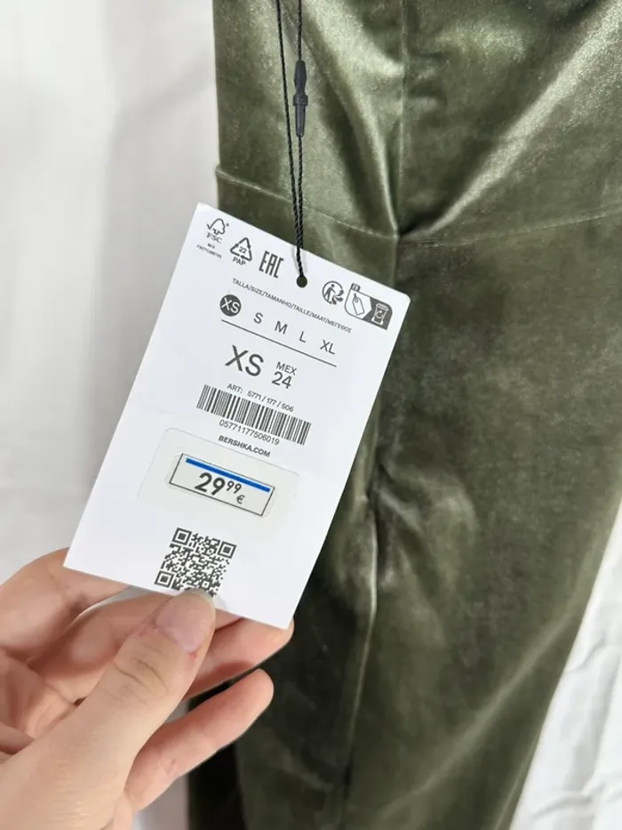 Robe Bershka Verte velour - photo numéro 6