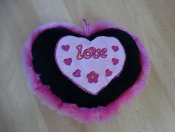 Peluche coeur à accrocher